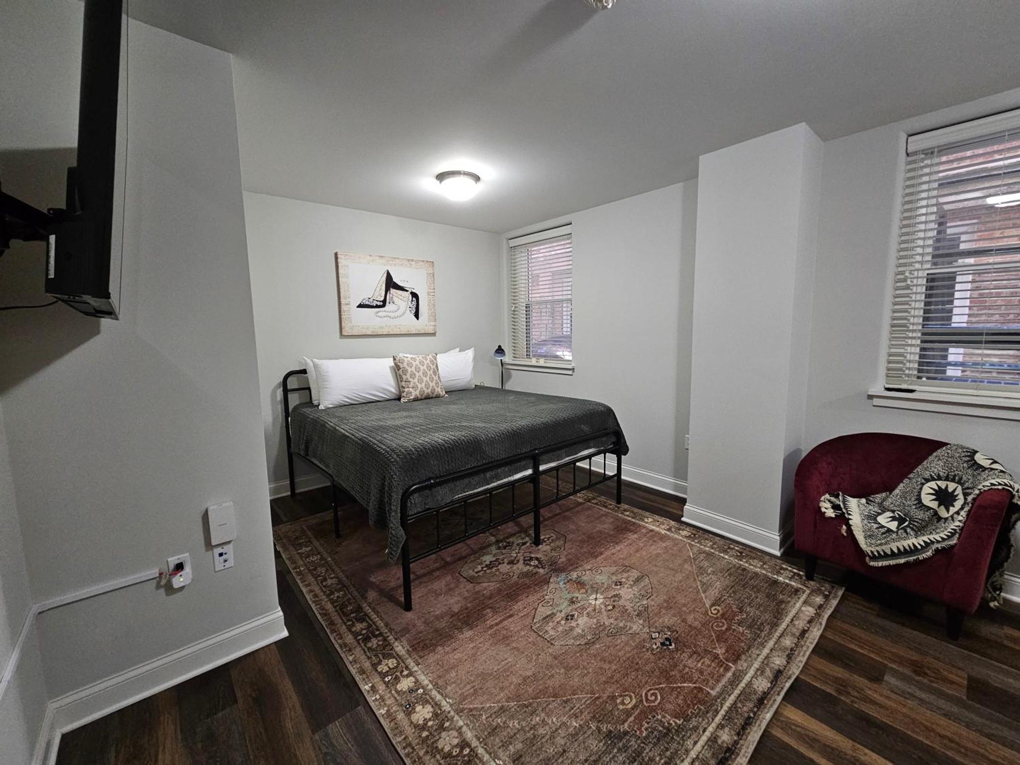Cozy King Bed Stay At The Historic Inman - 201 Champaign Exterior foto